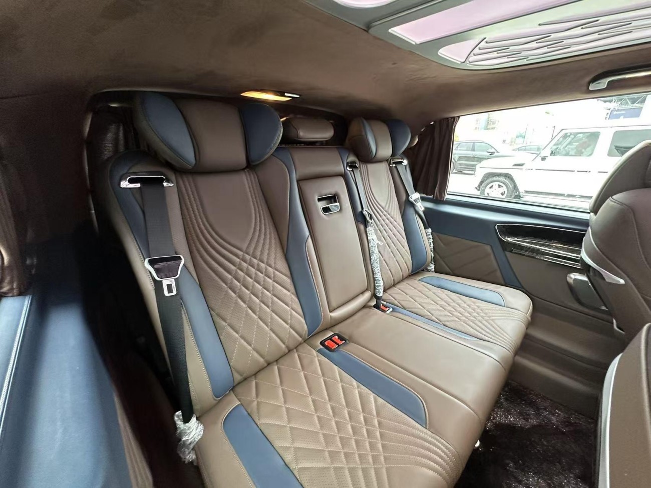 Mercedes-Benz 2023 2024