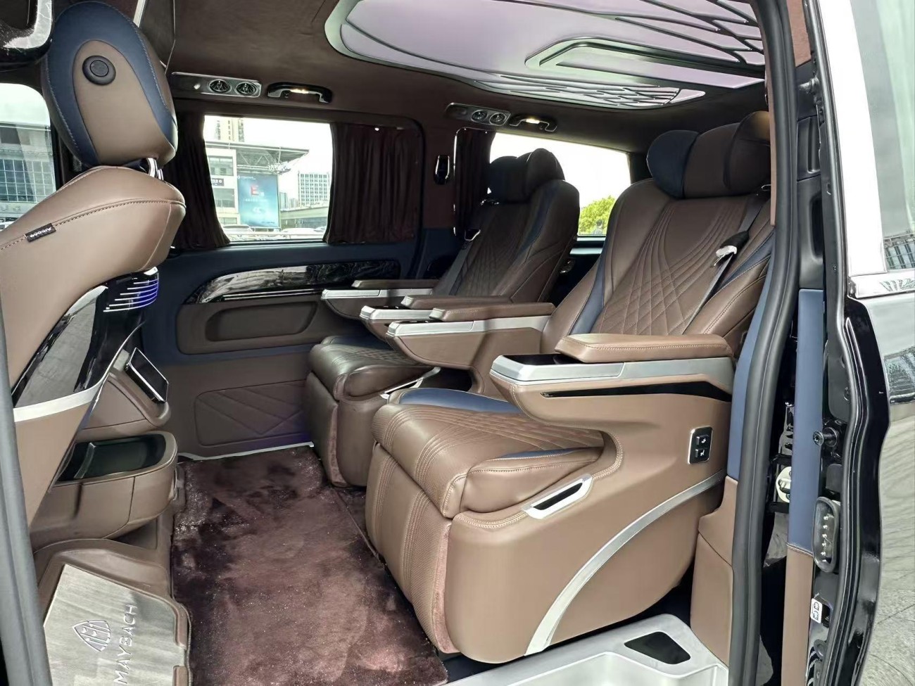 Mercedes-Benz 2023 2024