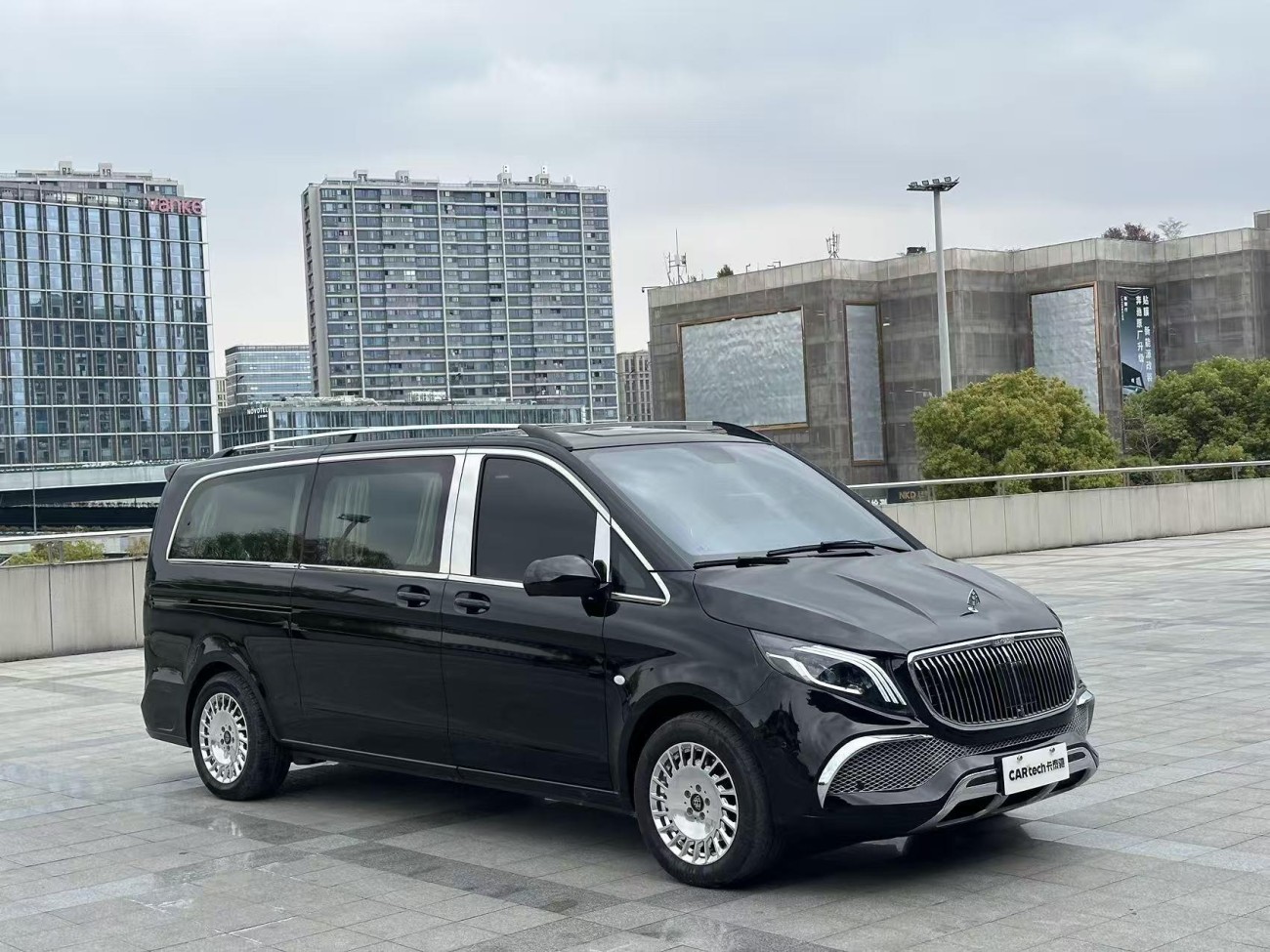 Mercedes-Benz 2023 2024