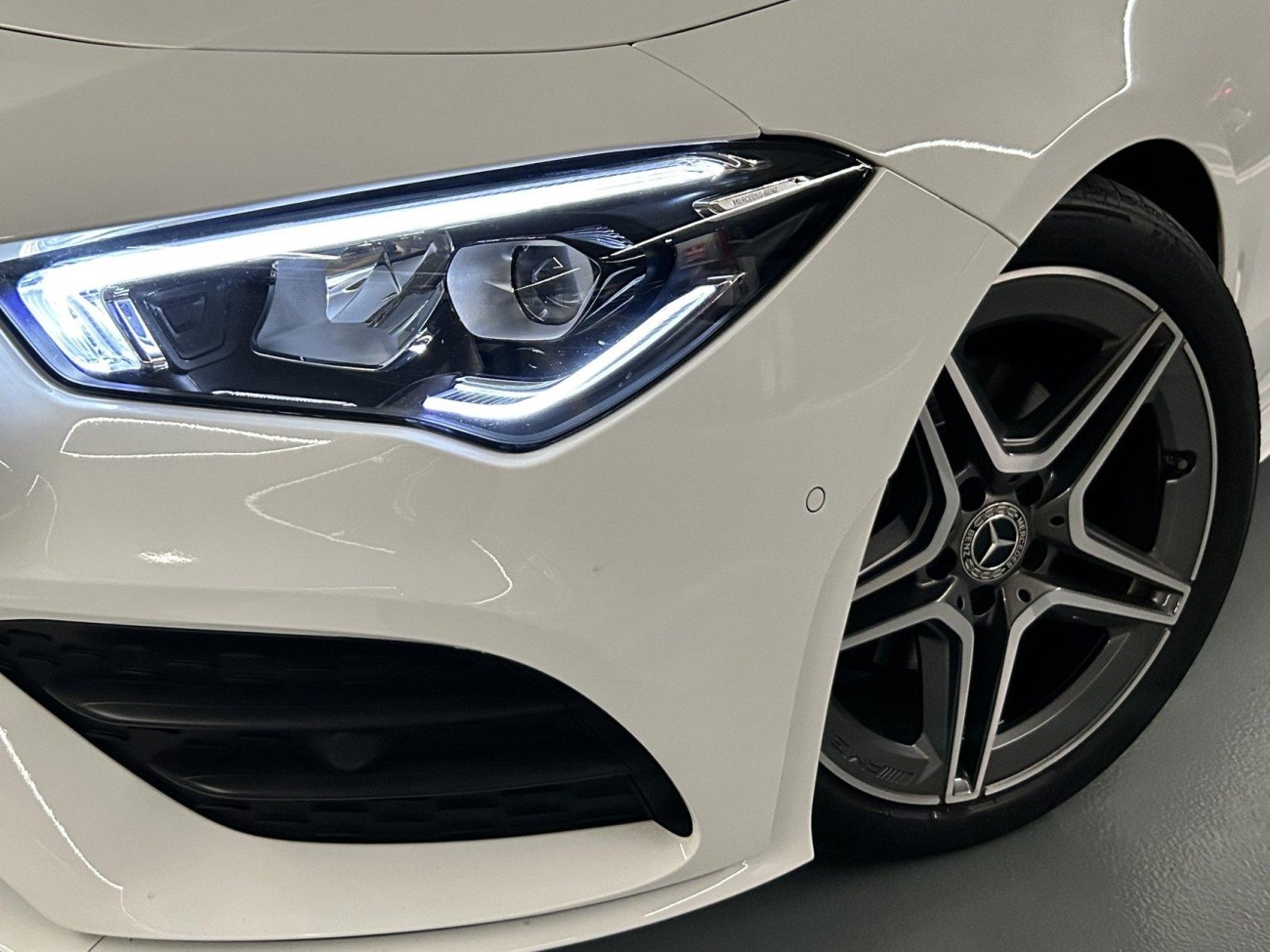 Mercedes-Benz CLA 200 2021