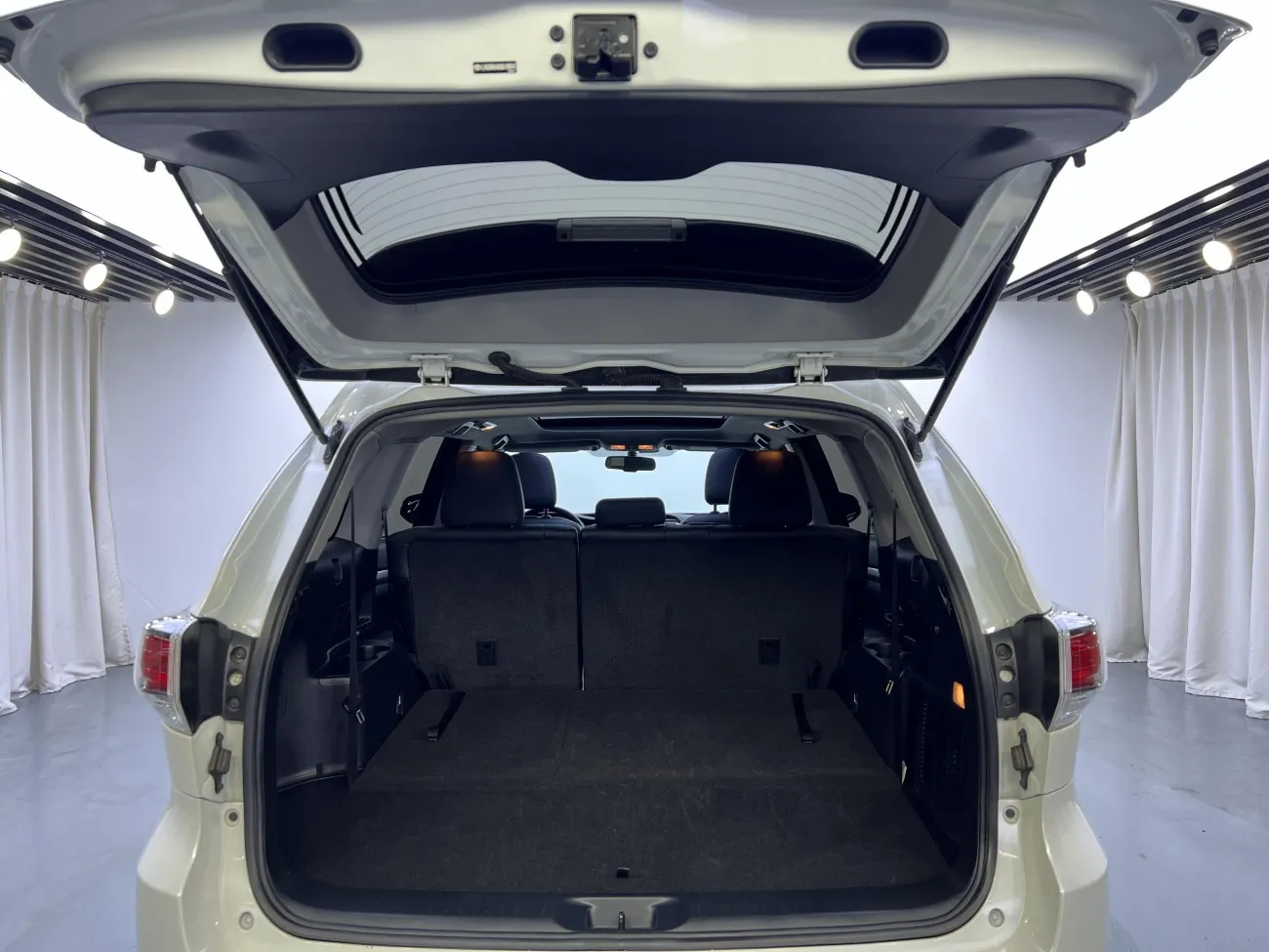 Toyota Highlander 2016