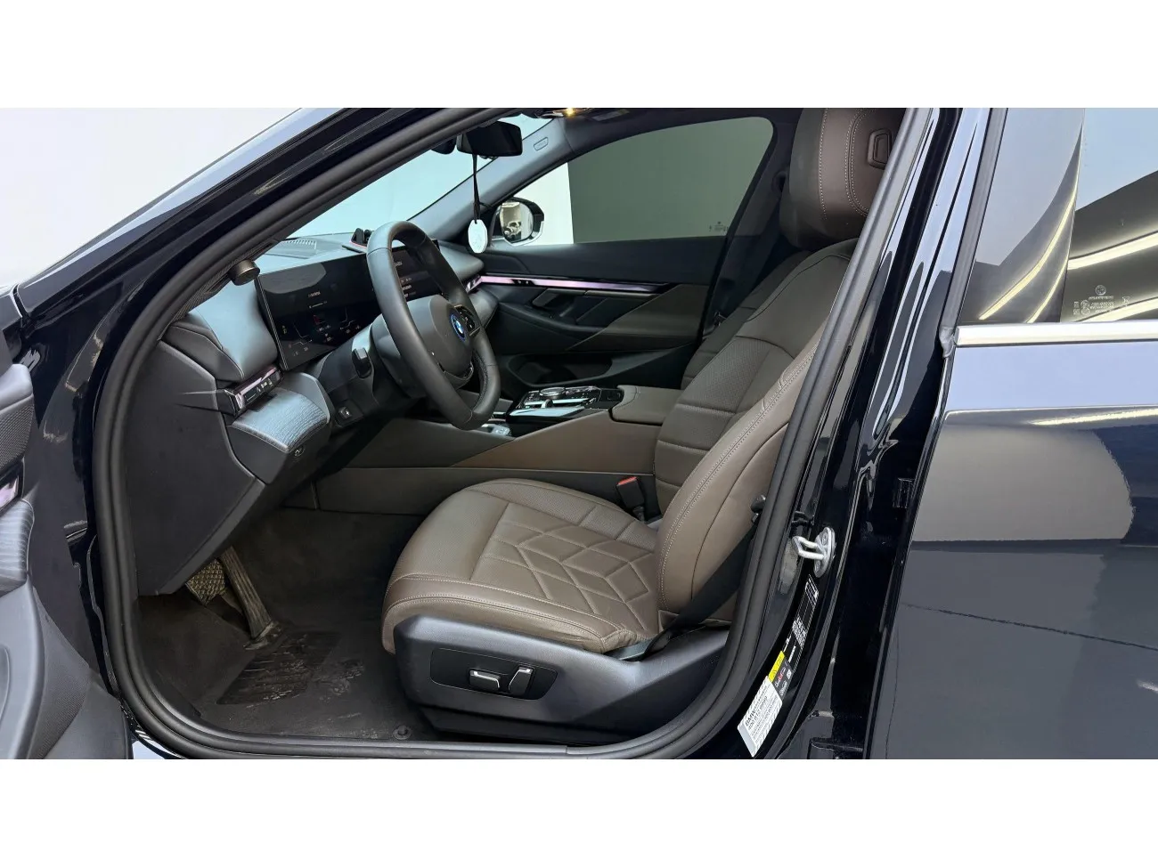BMW i5 2024