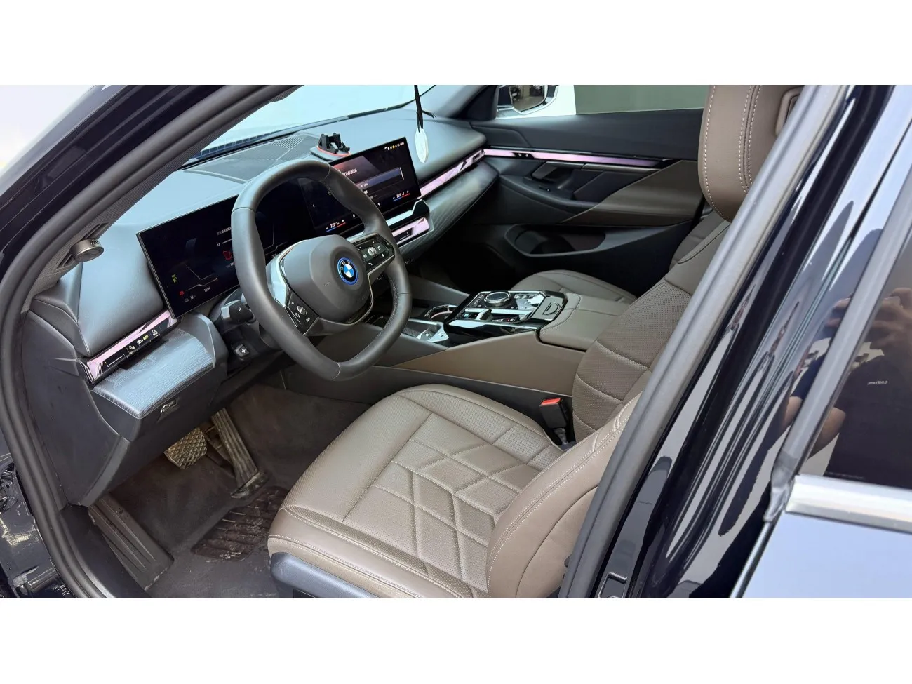 BMW i5 2024