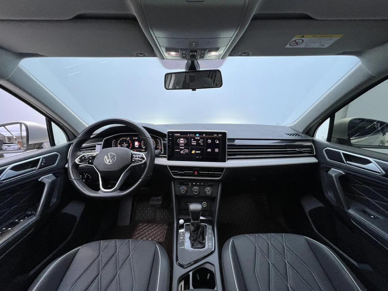 Volkswagen Tiguan L 2022