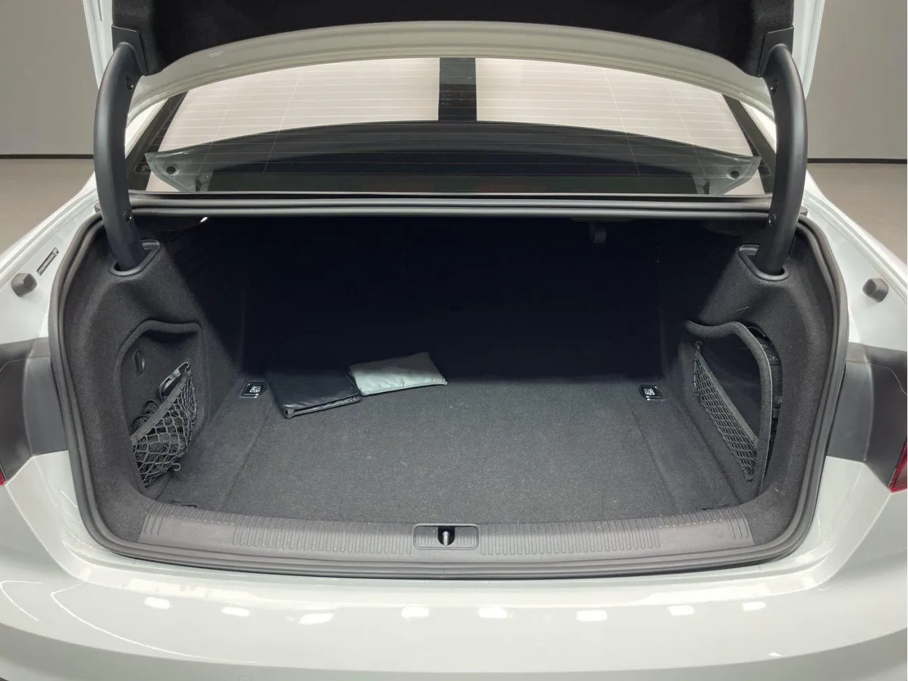 Audi A4L 40 TFSI 2023