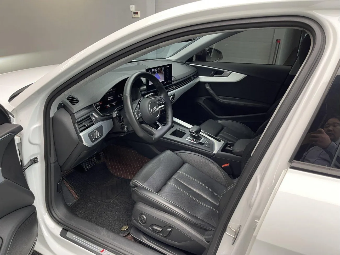 Audi A4L 40 TFSI 2023