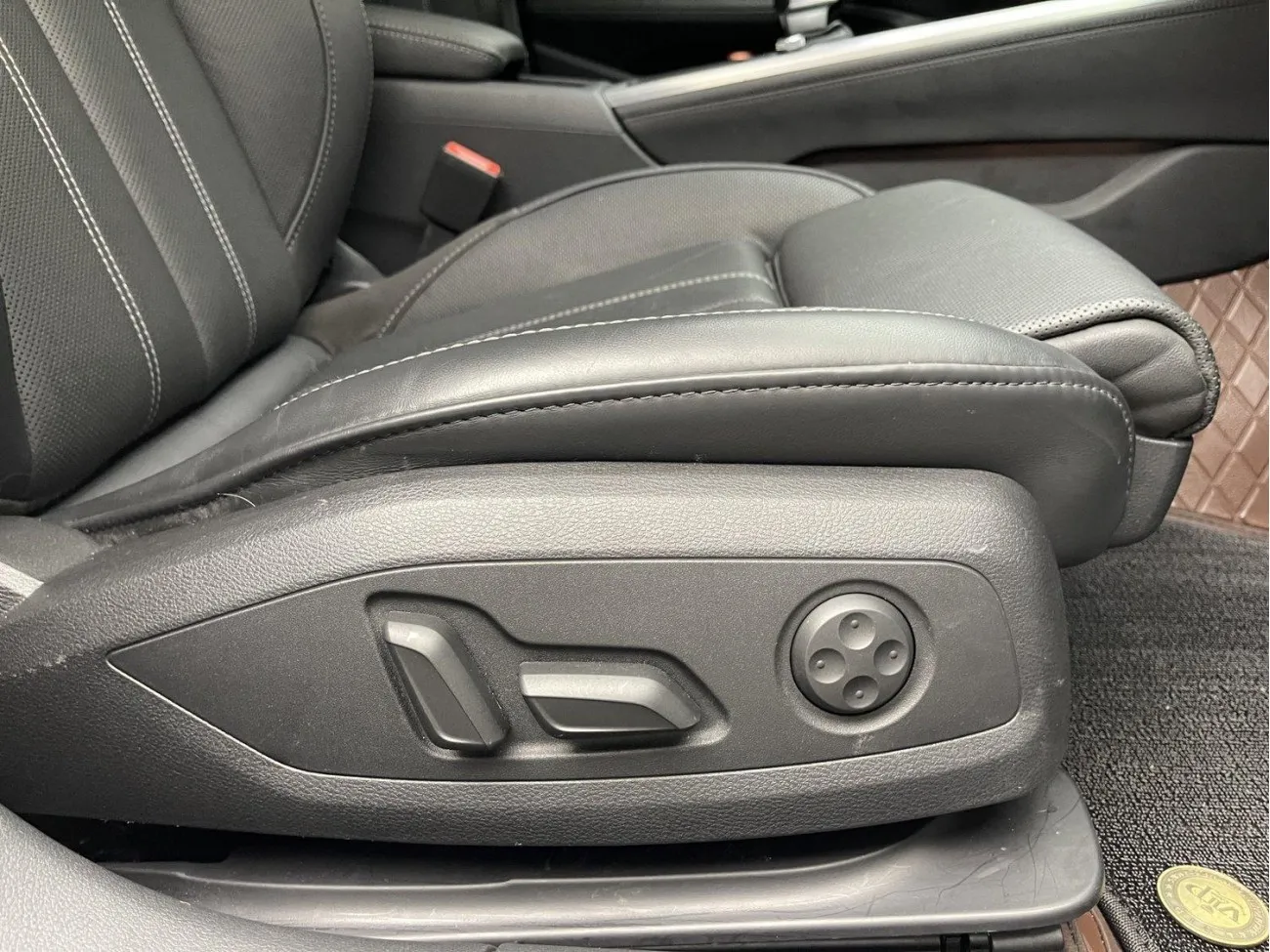 Audi A4L 40 TFSI 2023