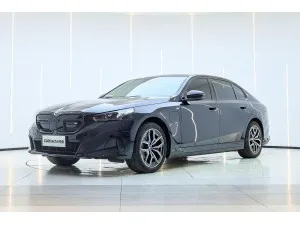 BMW i5 2025