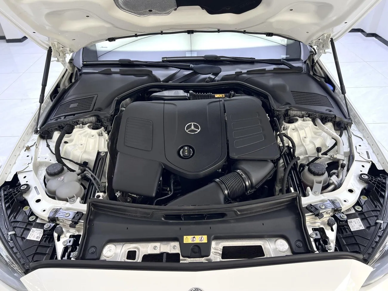 Mercedes-Benz C 200 L 2023