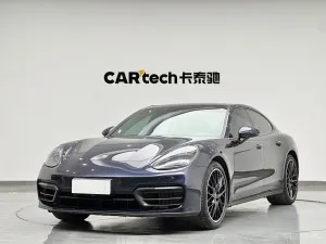 Porsche Panamera 2022