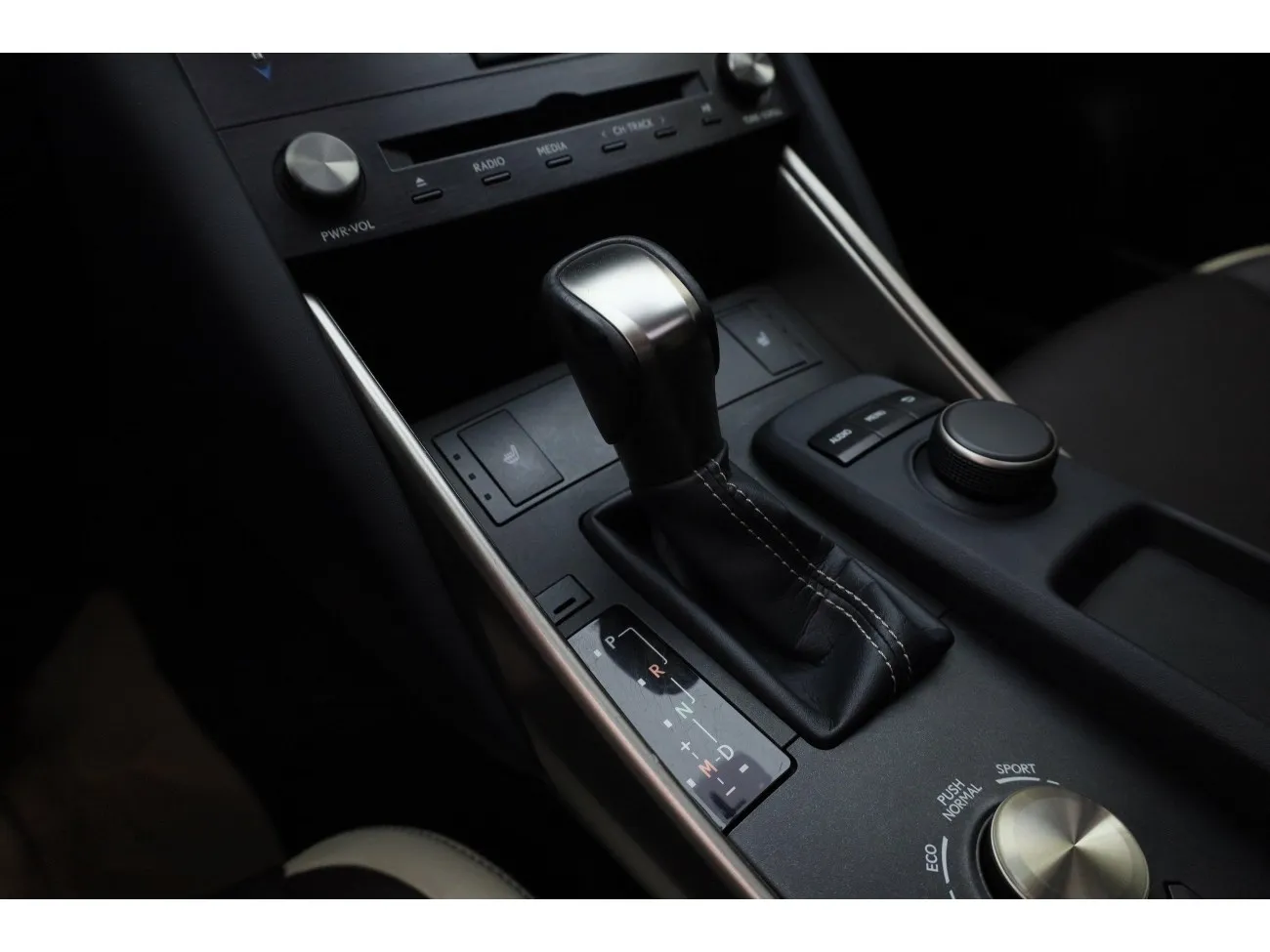 Lexus IS 300 2017
