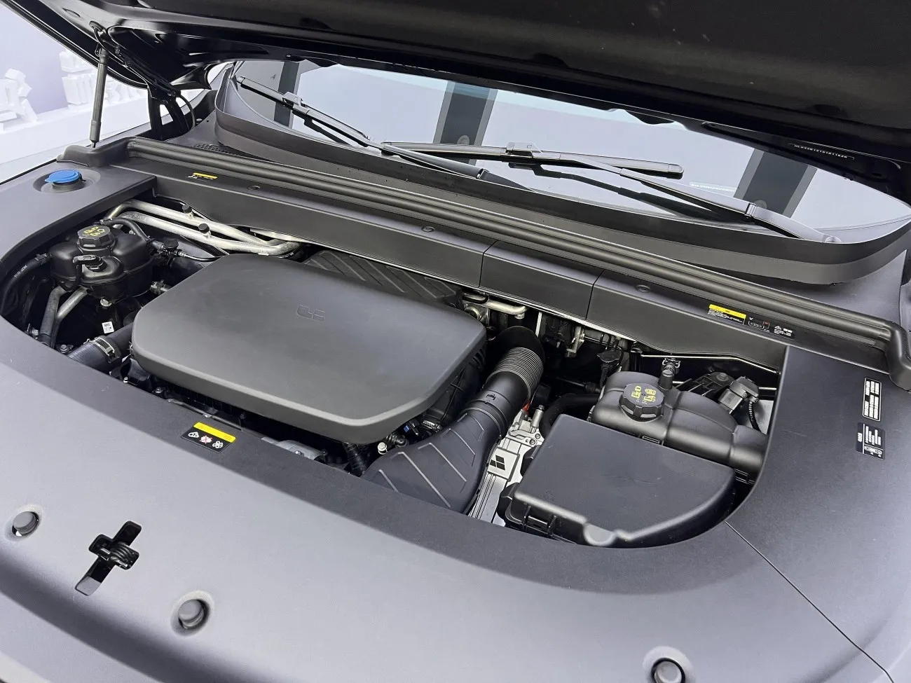 Li Auto L6 2025