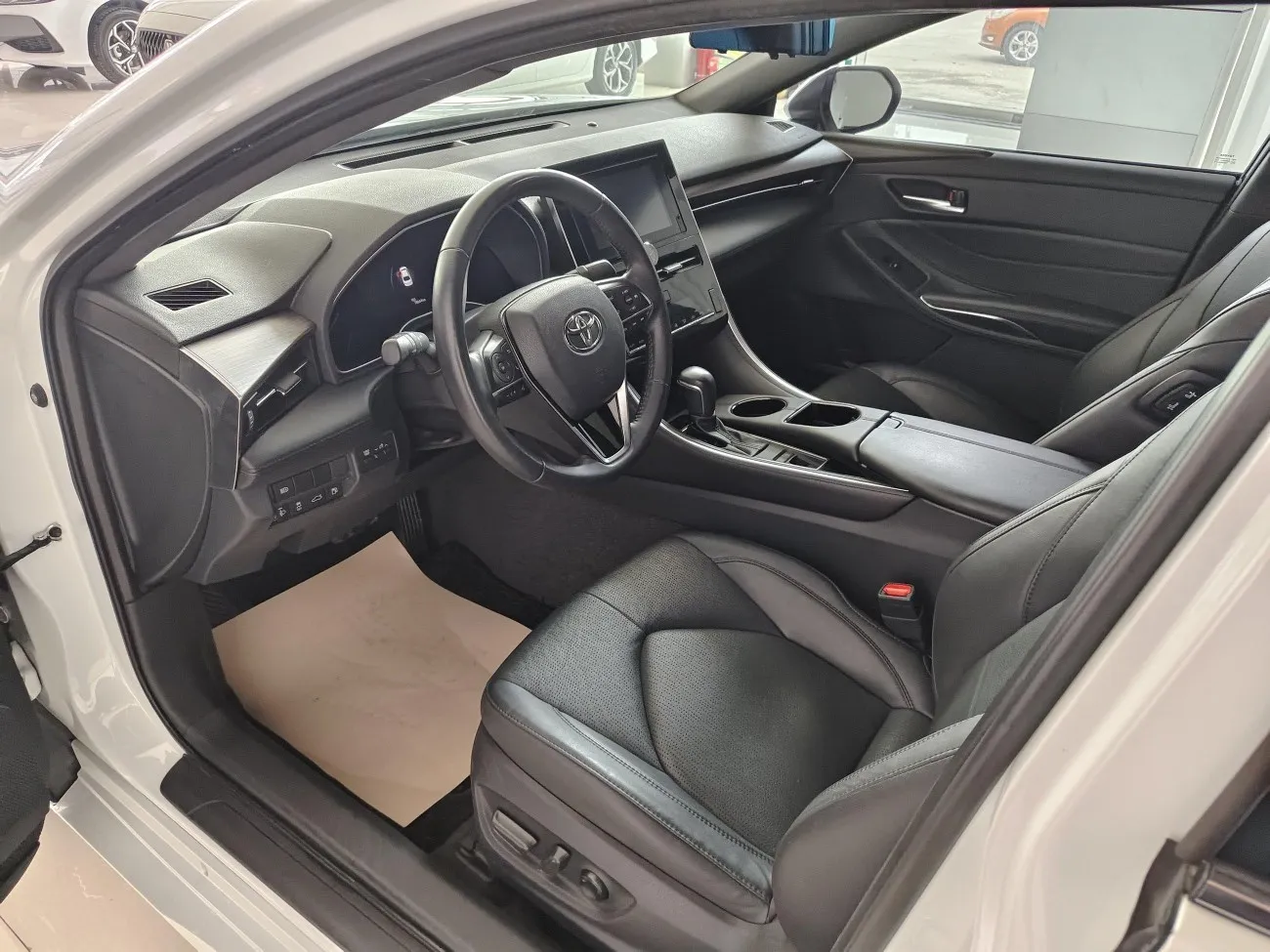 Toyota Avalon 2023