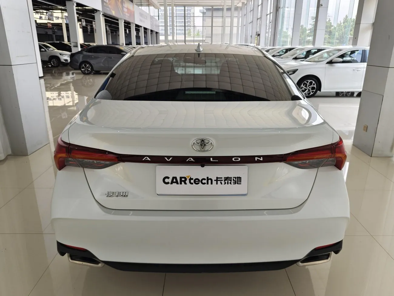 Toyota Avalon 2023